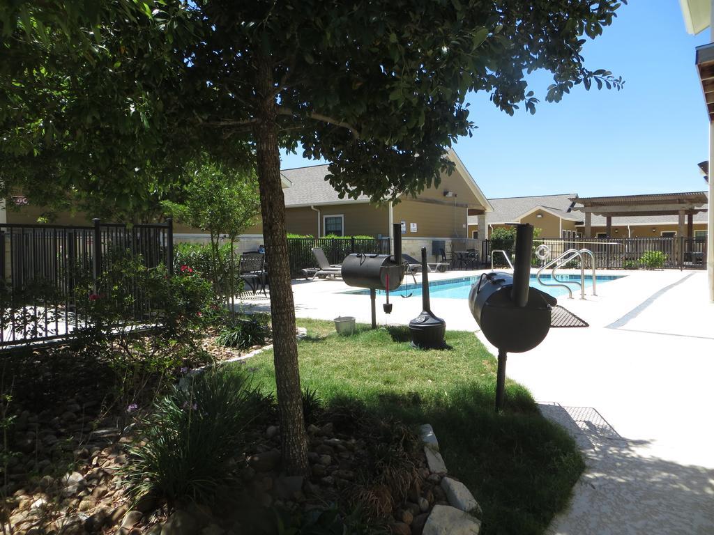 The Lodge At Kenedy Exterior photo